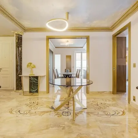 Ultra Luxe Champs Elysees